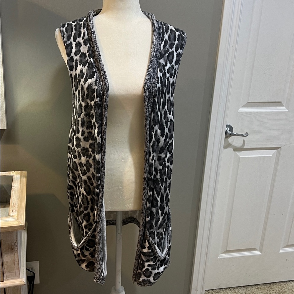 CHICO’S Cheetah Cardigan Vest - Size 2